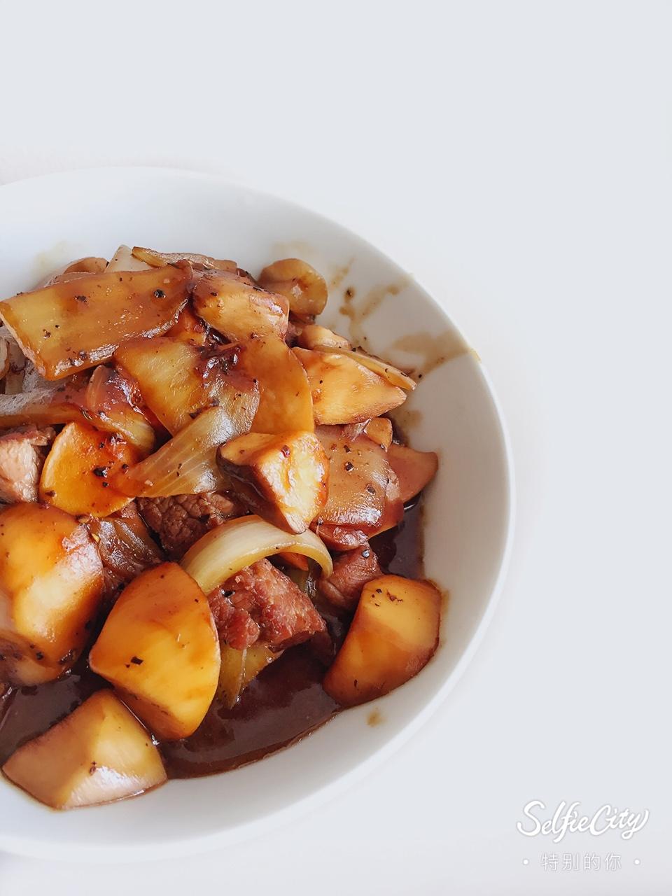 黑胡椒杏鲍菇牛肉粒