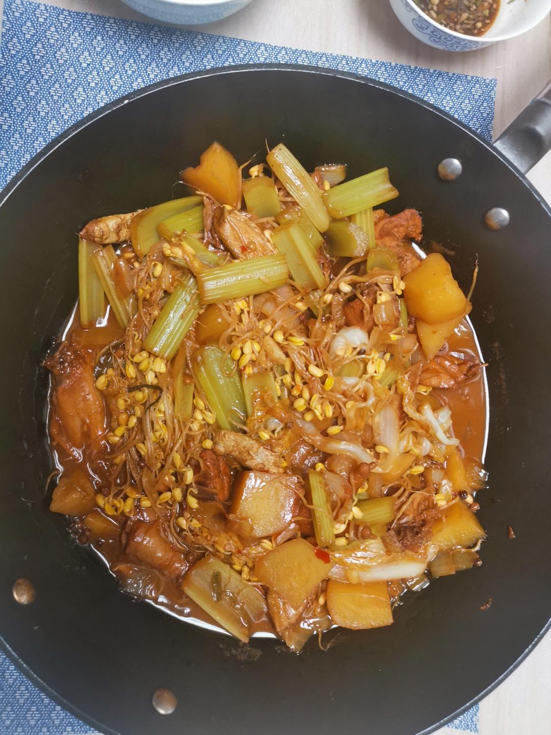 【家庭版鸡公煲】
