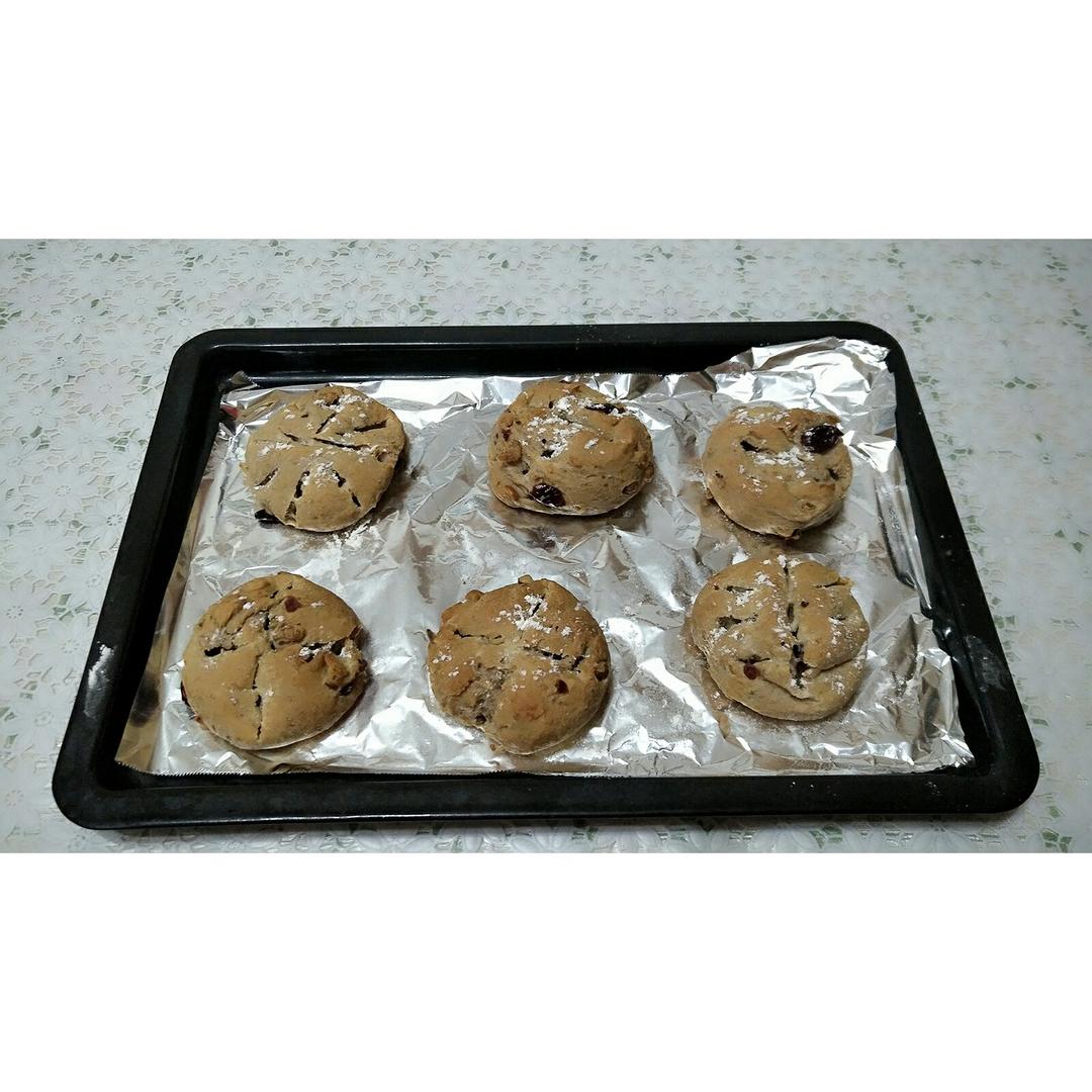 核桃蔓越莓全麦软欧