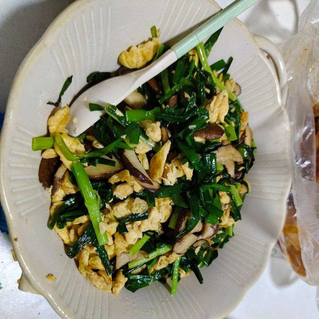 韭菜香菇炒蛋