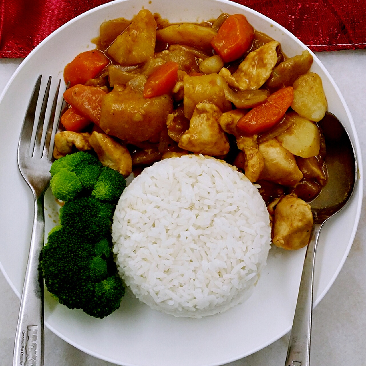 零失败日式咖喱鸡肉饭！！最正宗日本家庭做法！简单又好吃！