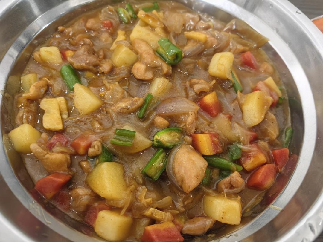 土豆咖喱鸡肉