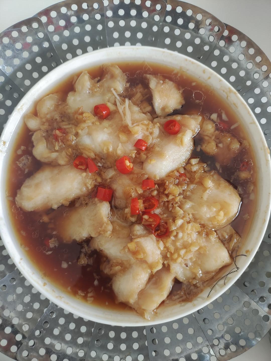 蒜蓉蒸巴沙鱼