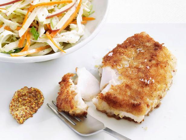 银鳕鱼情 Pan-fired Cod with Slaw 银鳕鱼情 Pan-fired Cod with Slaw