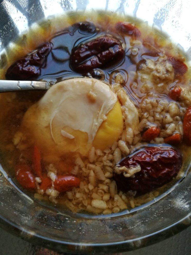 老红糖醪糟窝鸡蛋