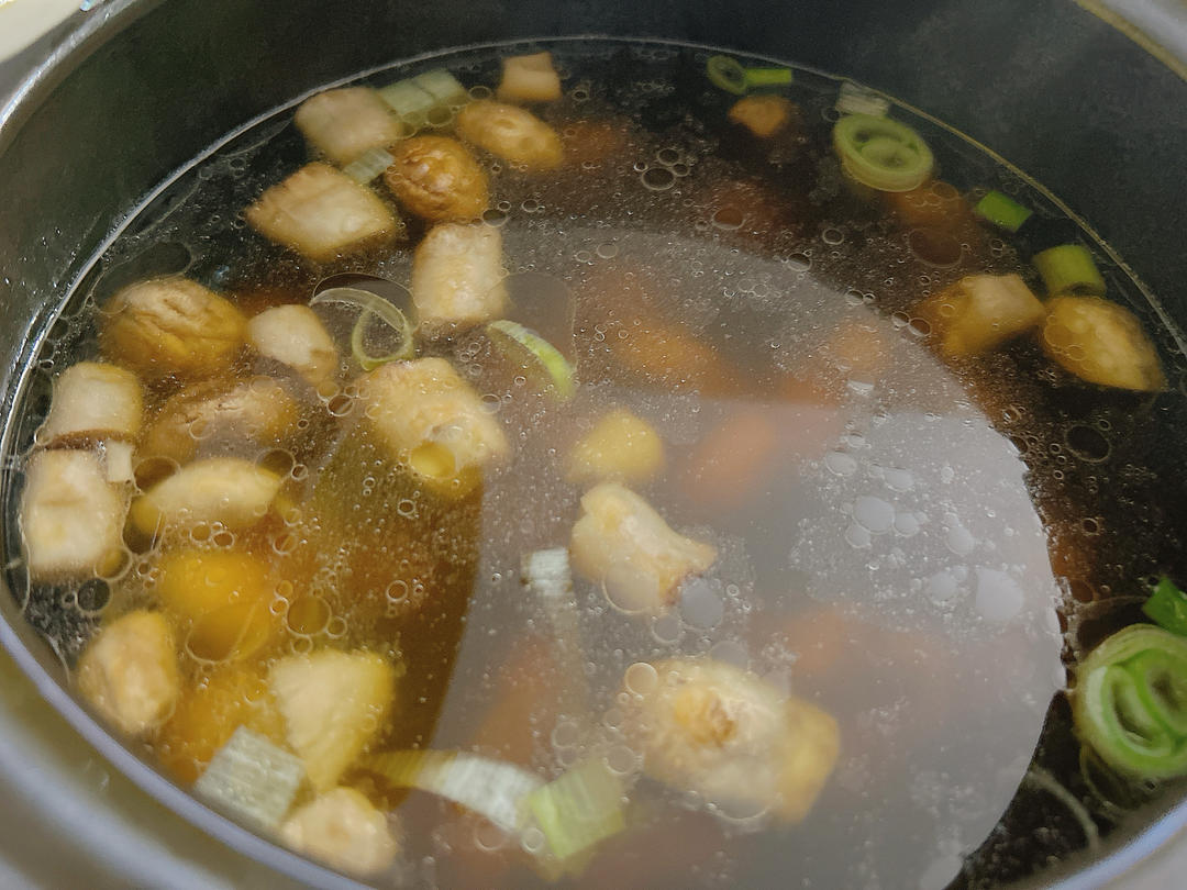 明明是素汤 却鲜得像鸡汤一样的「口蘑汤」