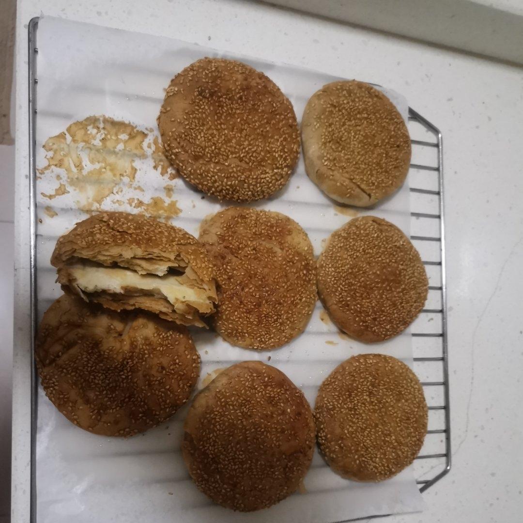 老北京麻酱烧饼 酥香可口 层次分明 附细节视频详解