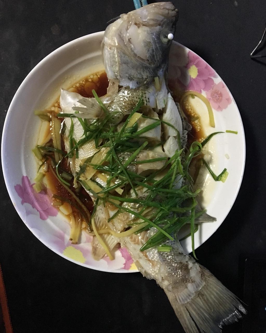 清蒸鲈鱼