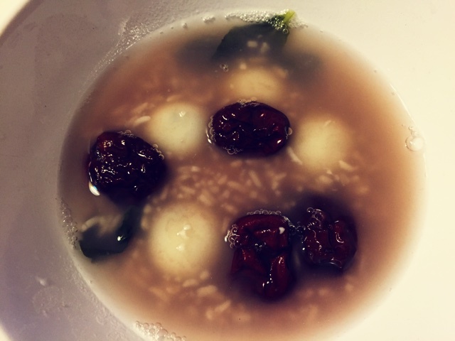 红豆酒酿小汤圆儿