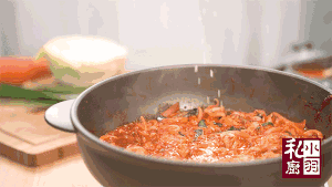 小羽私厨之泡菜鱿鱼圈的做法 步骤8