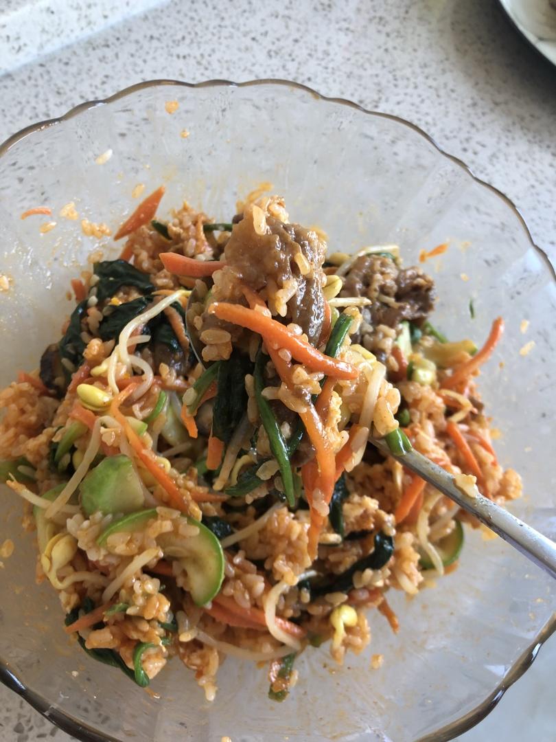 搬来一个很赞的韩式拌饭的方子