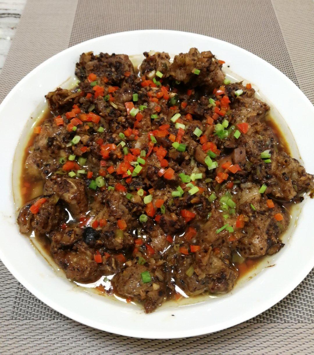厨师长教你：“香菇豆豉蒸排骨”的家常做法，味道很赞