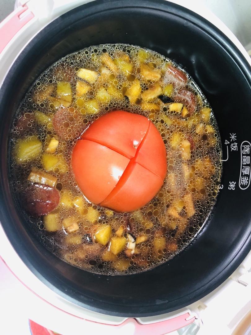 懒人必备～电饭煲腊肠焖饭