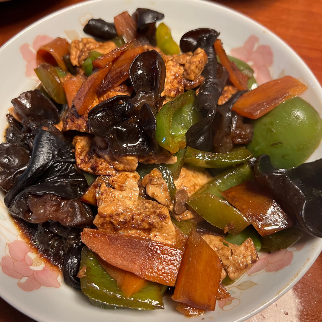 比肉还好吃的下饭素菜，美味家常豆腐，色香味俱全！