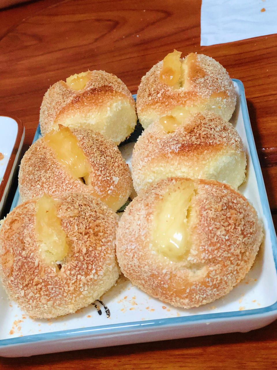 花朵肉松面包