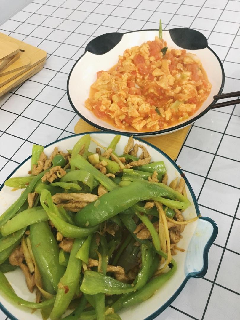 厨师长教你：“青椒牛肉丝”的家常做法，家乡的味道，先收藏了