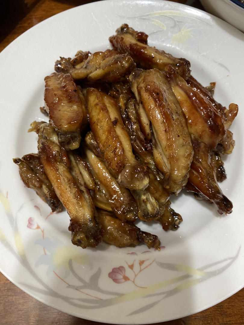 不舔手指算我输‼️做法超简单的鲜嫩多汁秘制小鸡翅🔥