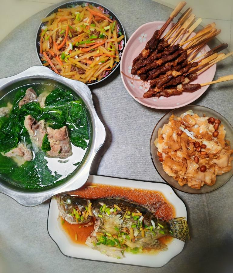 羊肉串用家里烤箱烤出明火烧烤的味道！