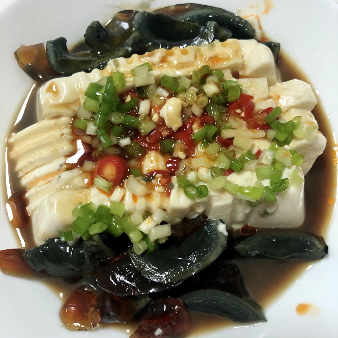皮蛋豆腐（不泼油）