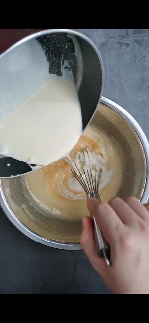 马苏里拉芝士咸蛋黄拉丝月饼的做法 步骤9