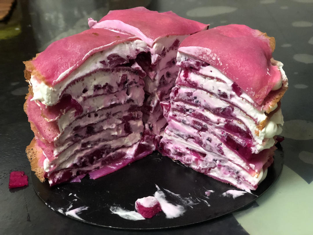 火龙果千层蛋糕