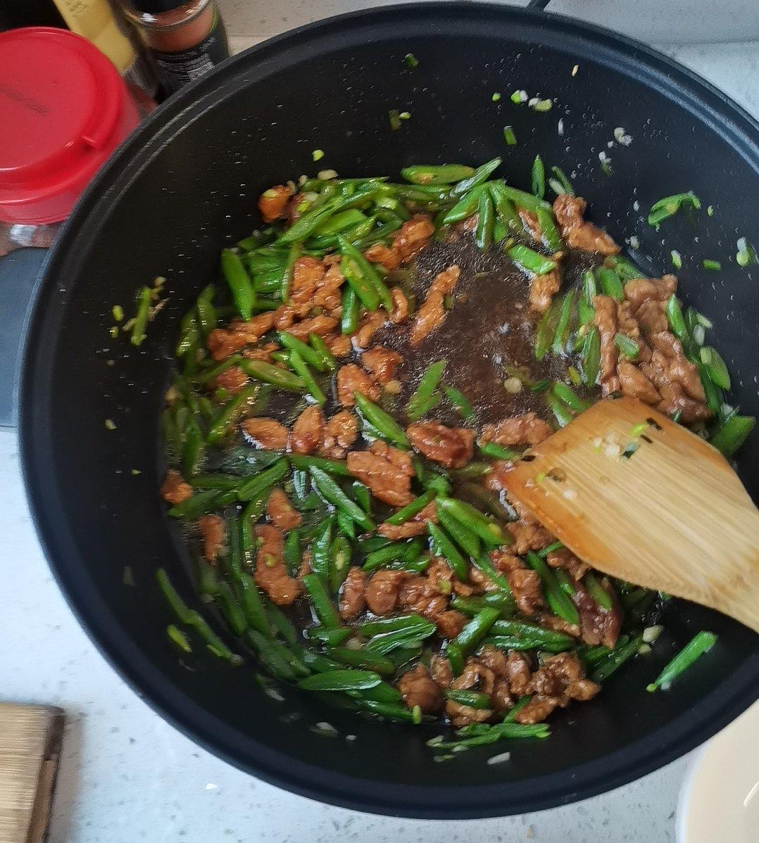 豆角肉丝饭