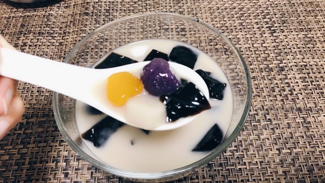 满足你的偷学欲望，“鲜芋仙”的三色芋圆在家也能轻松搞定！——三色芋圆