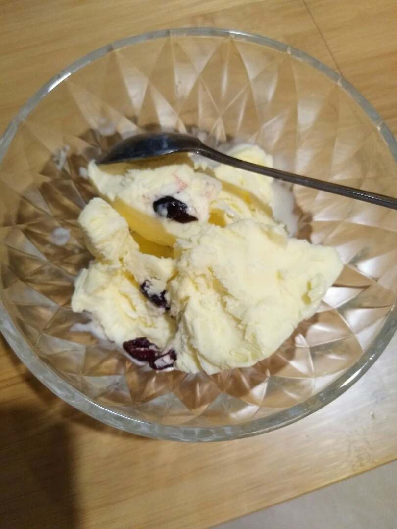 蛋黄冰淇淋（无奶油）