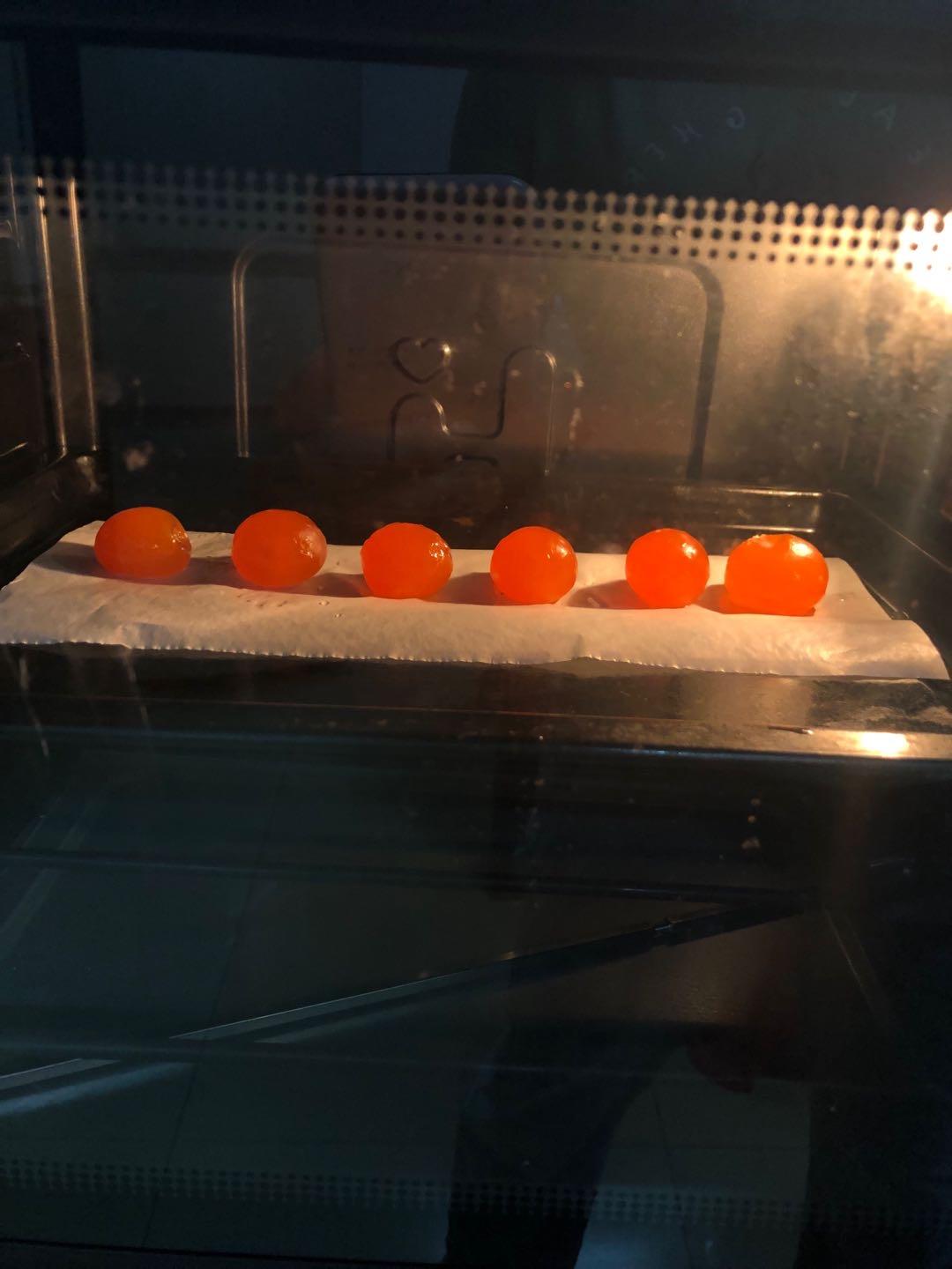 广式月饼怎样刷蛋液纹路才能立体清晰？