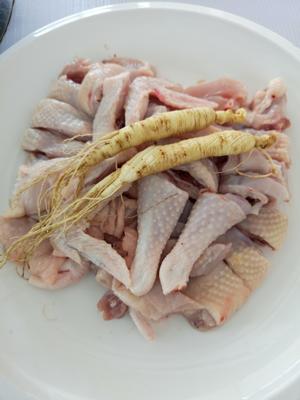 火锅式的鲜人参鸡汤的做法 步骤2