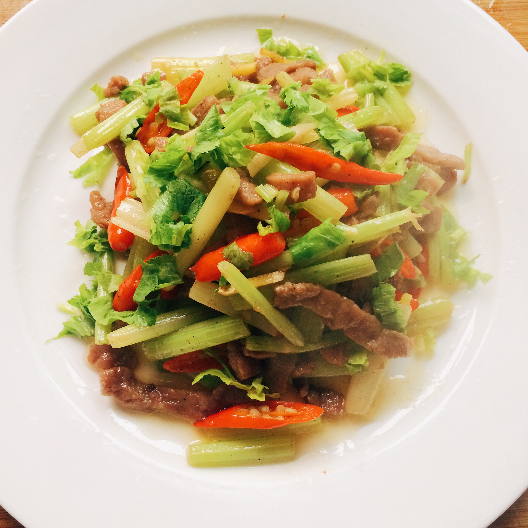 芹菜牛肉丝