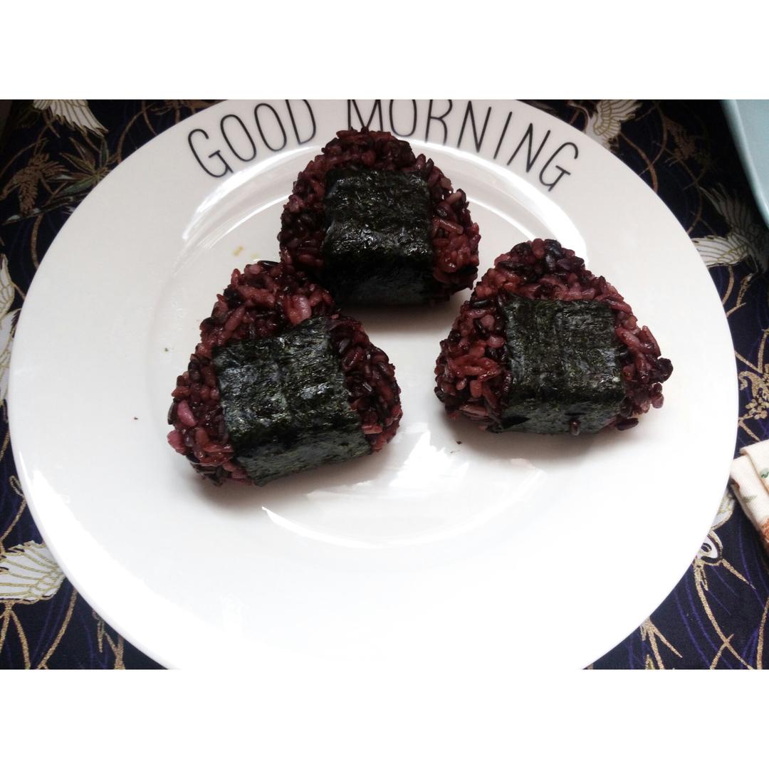 【北京早上好】紫米芝士肉松饭团