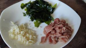 牛肉海带汤 汤鲜味美 10分钟端上桌的做法 步骤1
