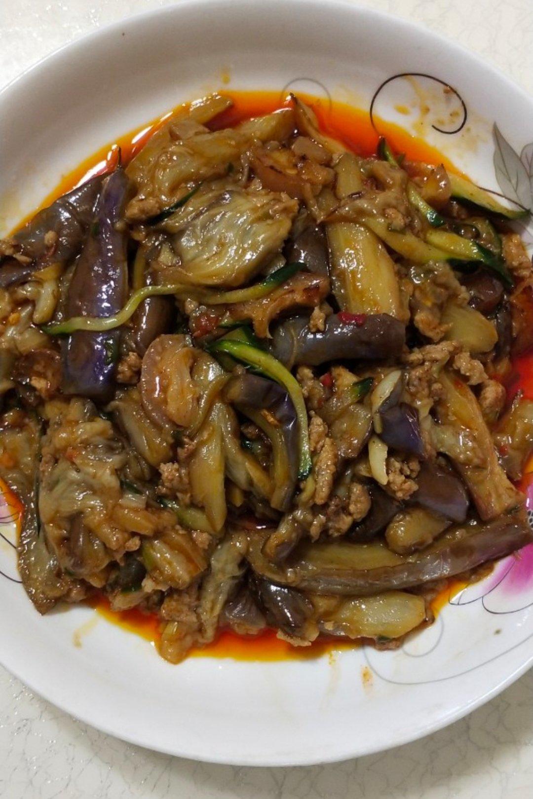 为什么饭店里的茄子会这么好吃？答案在这里——红烧肉末茄子（多动图，孔瑶的食谱）