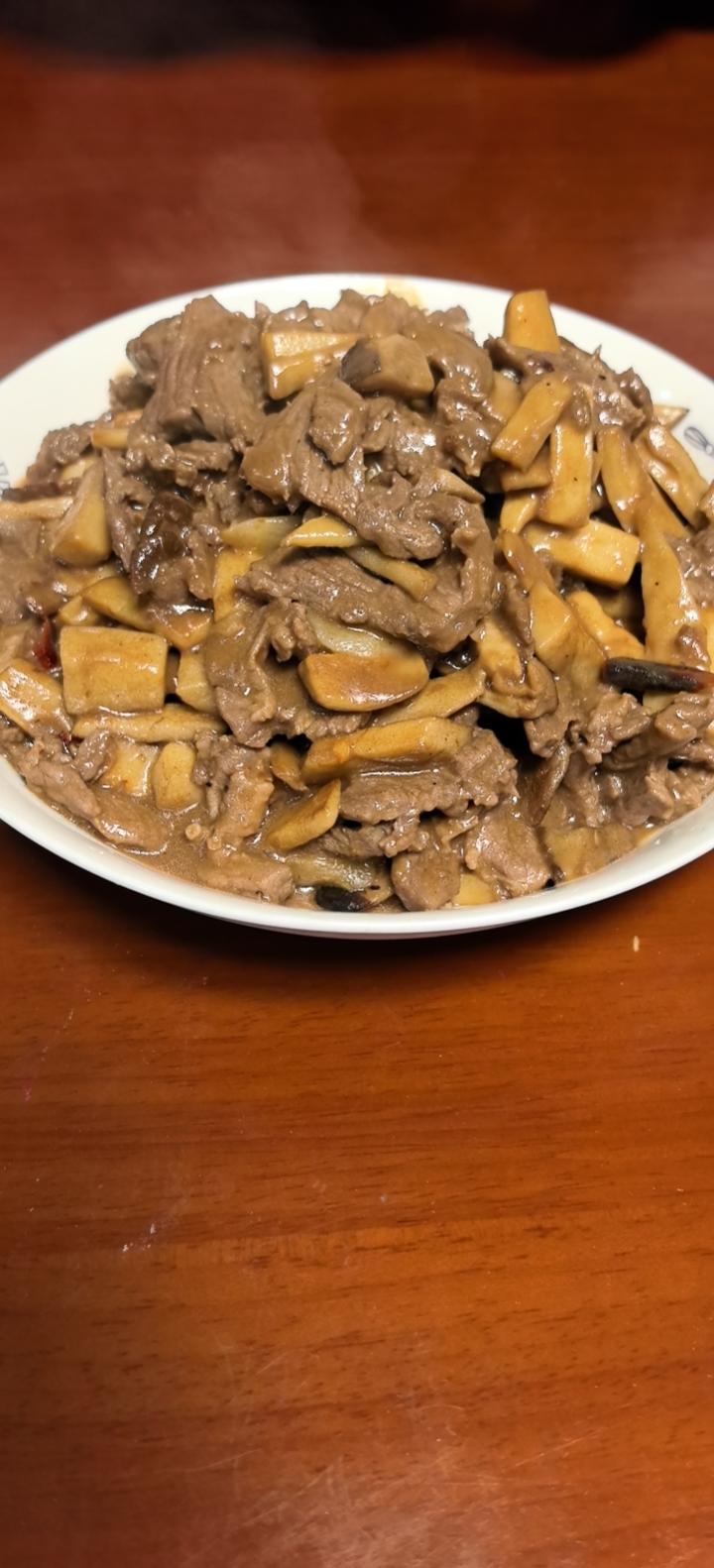 黑椒杏鲍菇炒牛柳