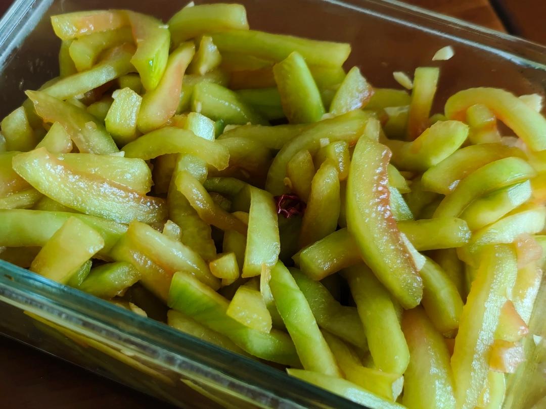 不爱西瓜🍉只爱西瓜皮系列之凉拌（酸辣）西瓜皮