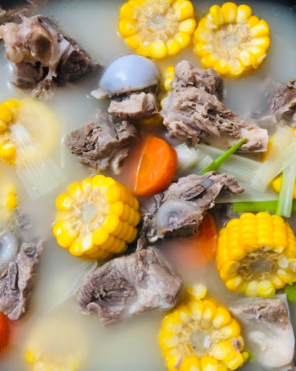 排骨玉米汤