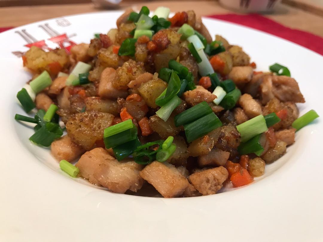 一道怎么做都好吃的干煎土豆鸡丁（红烧，咖喱，椒盐，孜然）