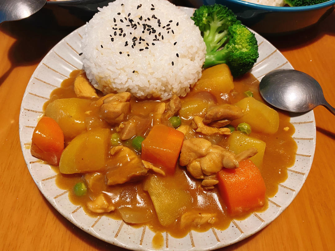 果果妈咪的厨房做的零失败日式咖喱鸡肉饭!最正宗日本家庭做法!