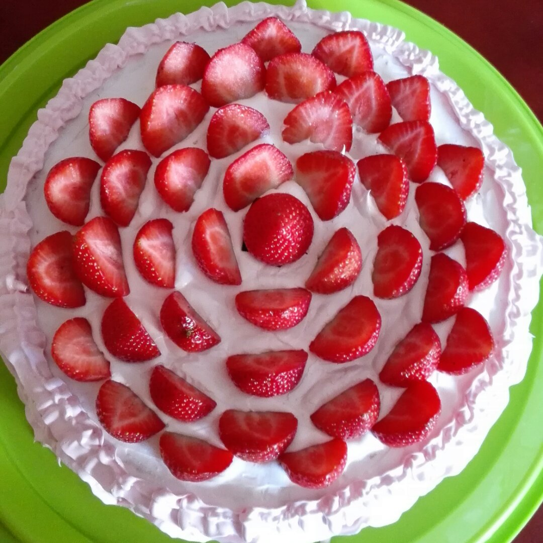 《Tinrry+》草莓奶油蛋糕（8寸配方）