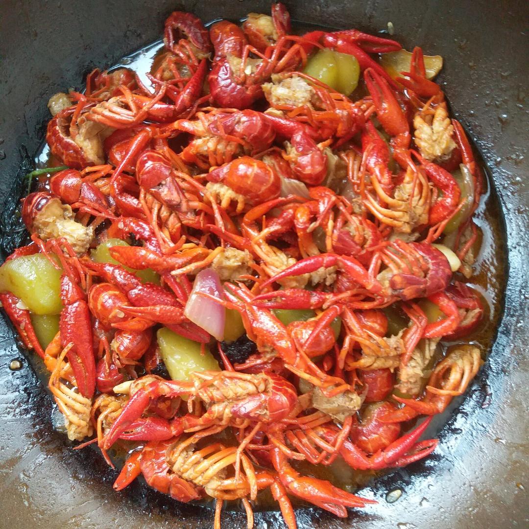 香辣小龙虾-超详细处理干净步骤！