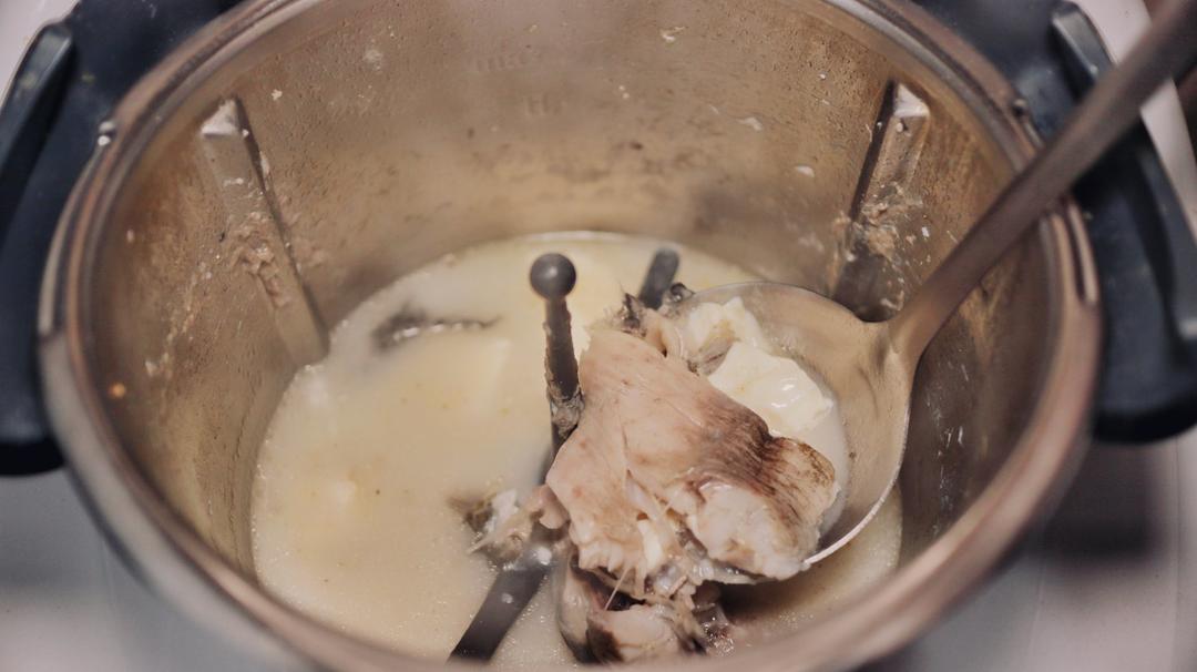 奶白鲫鱼豆腐汤 小美一样做