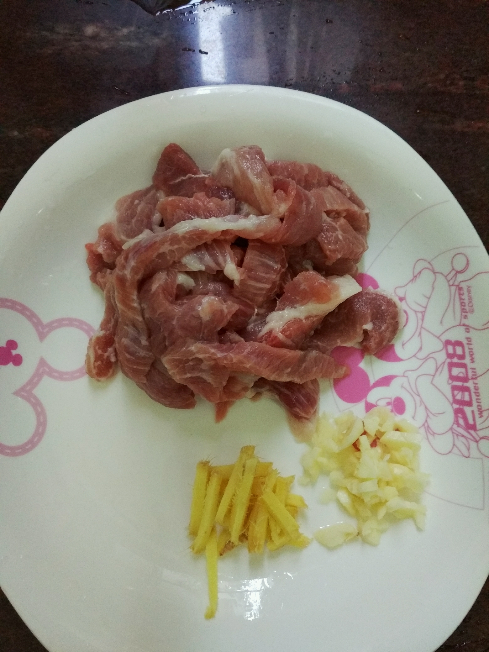 榨菜蒸猪肉的做法 步骤2