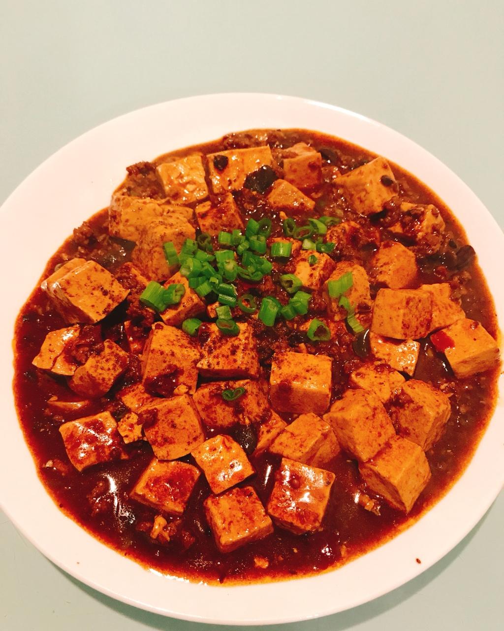 蜗牛吃小鱼做的最正宗的麻婆豆腐