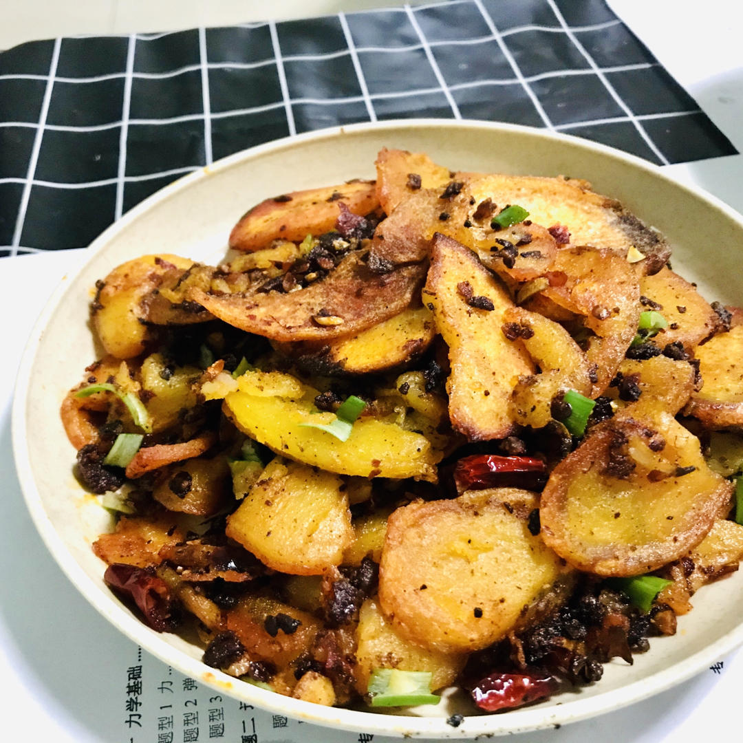 干锅土豆片