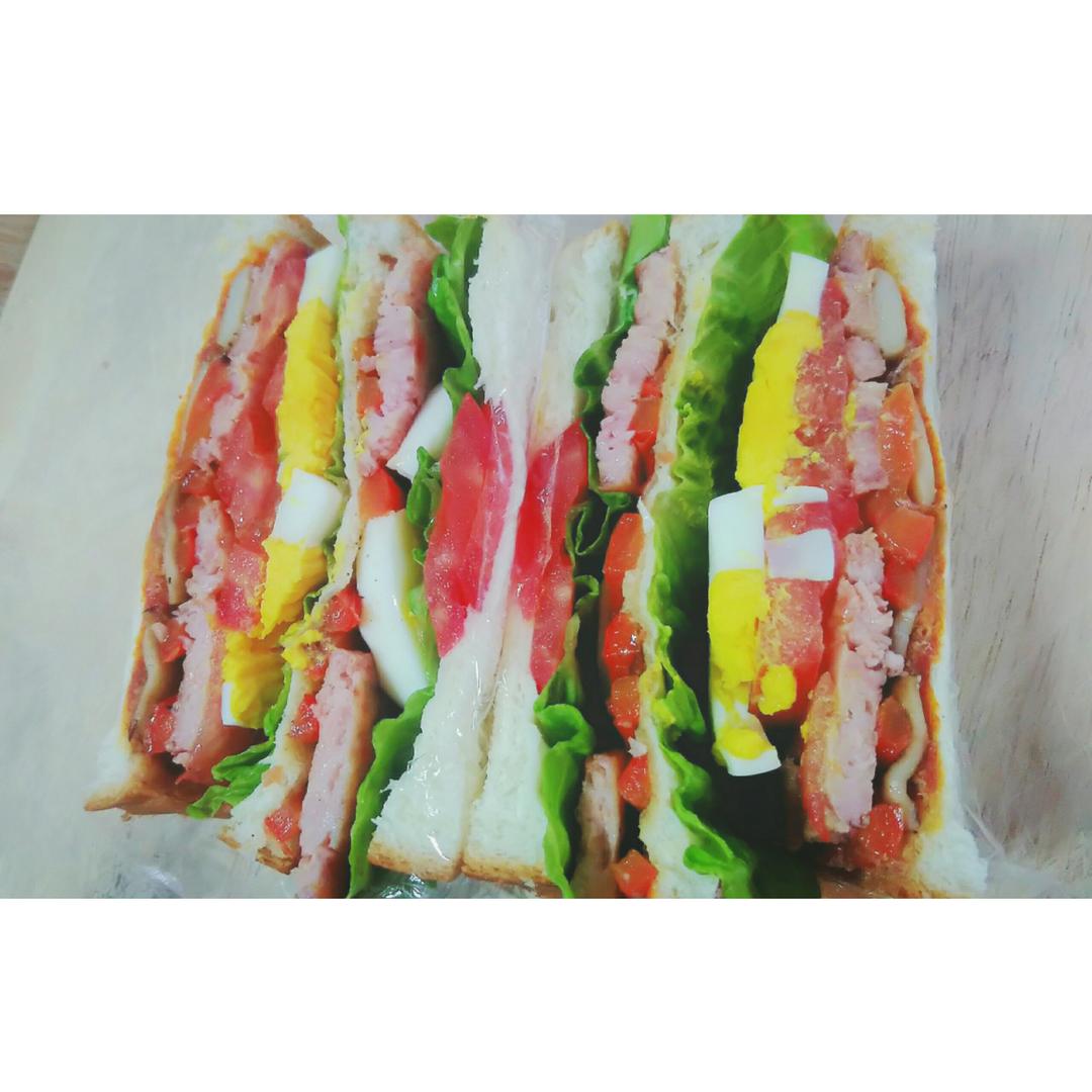 如何做超厚的沼三明治~详细tip！牛油果鸡蛋午餐肉三明治~