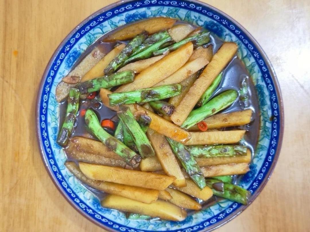 干煸豆角土豆