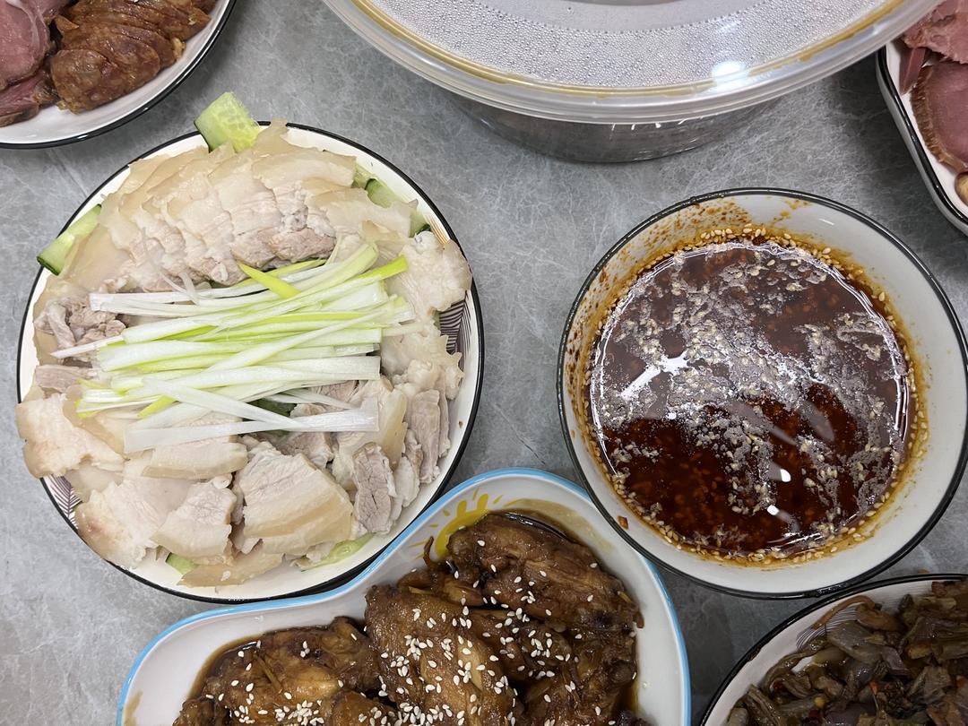 蒜泥白肉