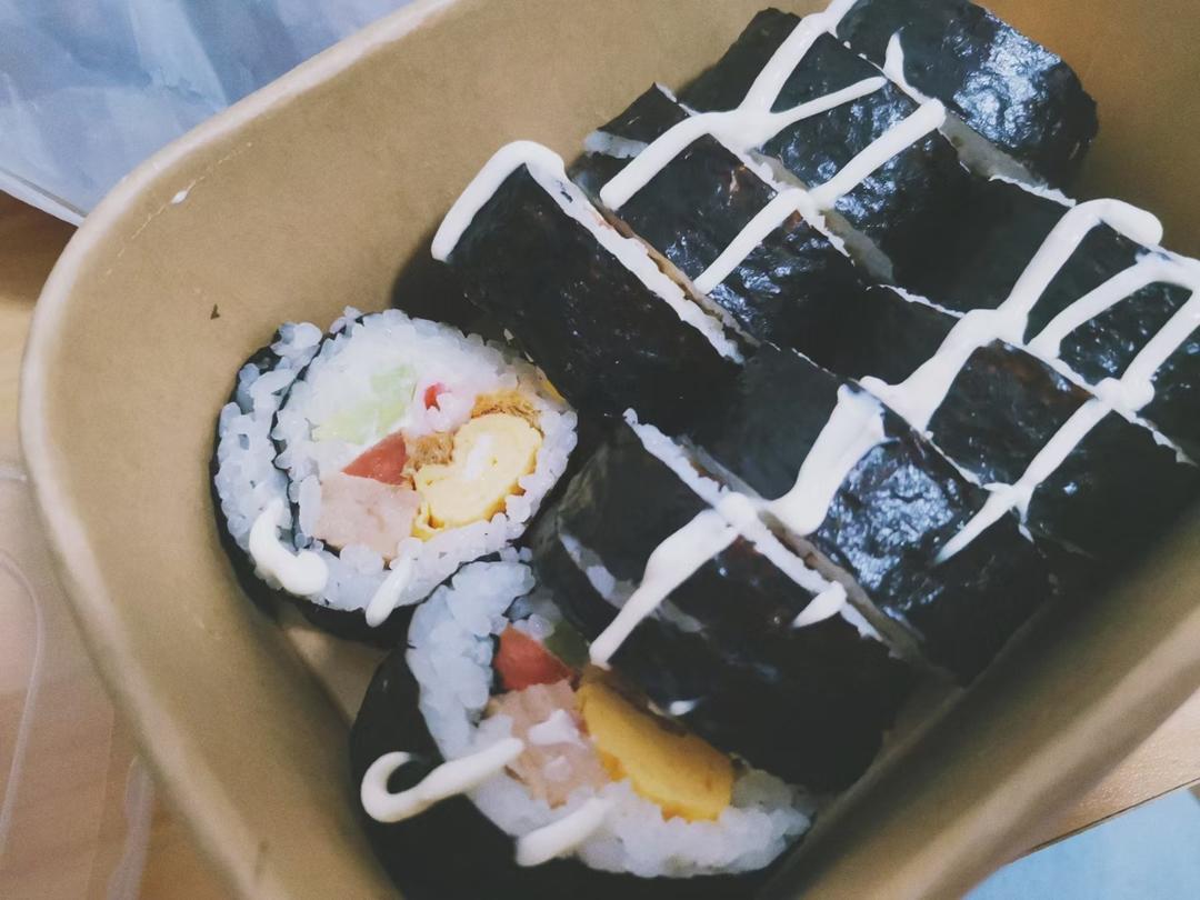 自制寿司（含寿司醋配方和超详细寿司卷法）