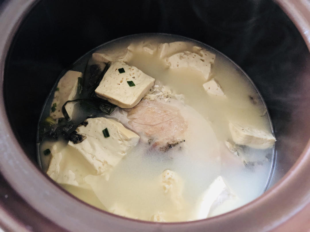 鲫鱼豆腐汤